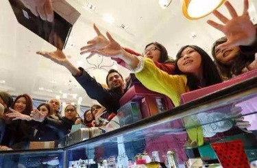 Ai小穴喷水视频中国人依然爱赴日旅游 消费已由爆买转向网购
